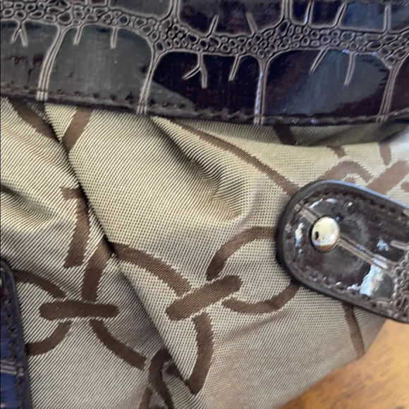 Ashley Stewart brown wristlet - Picture 4 of 11